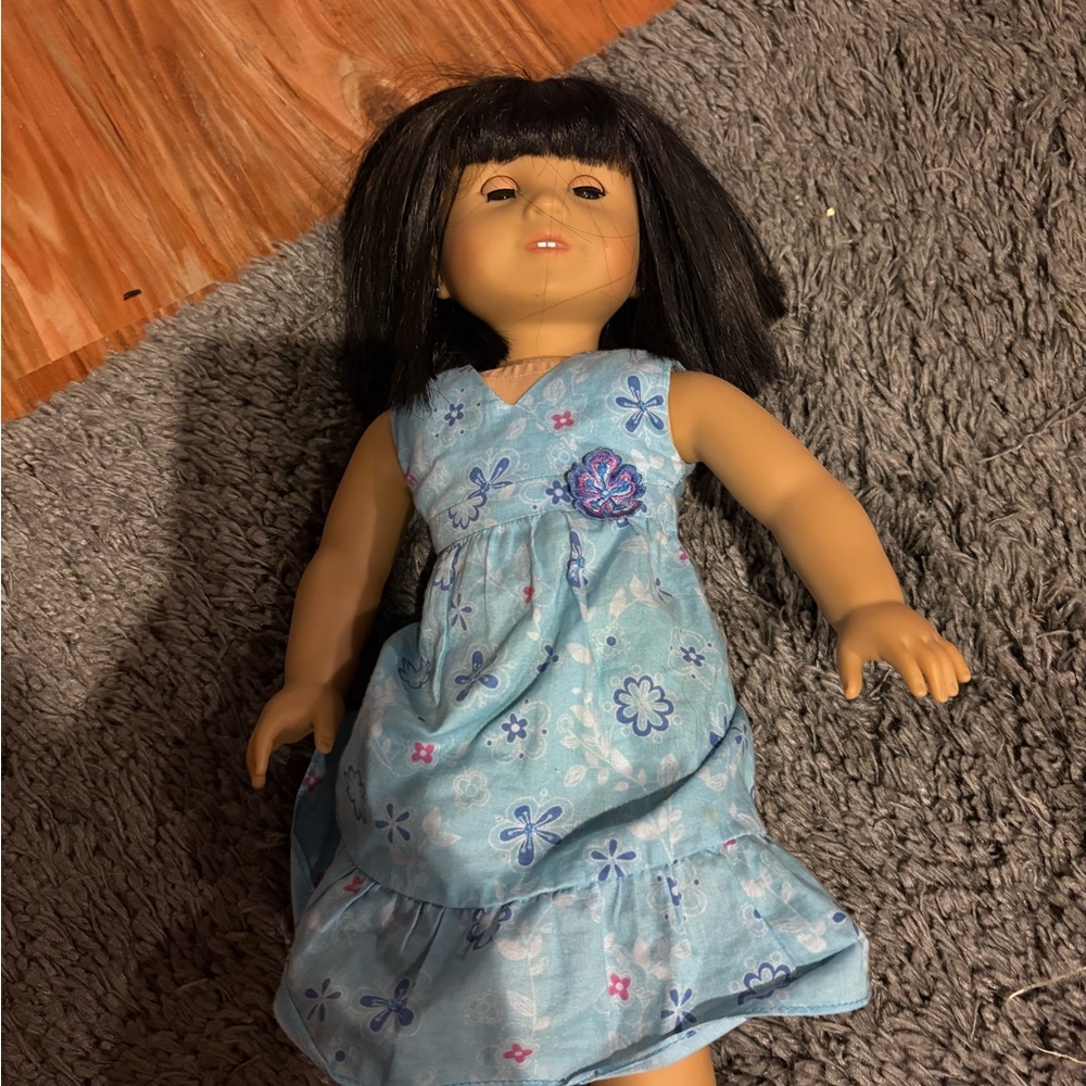 American Girl Ivy Ling - Picture 3 of 3